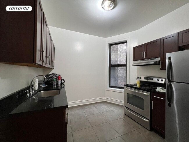 Building Photo - 524 W 123rd St