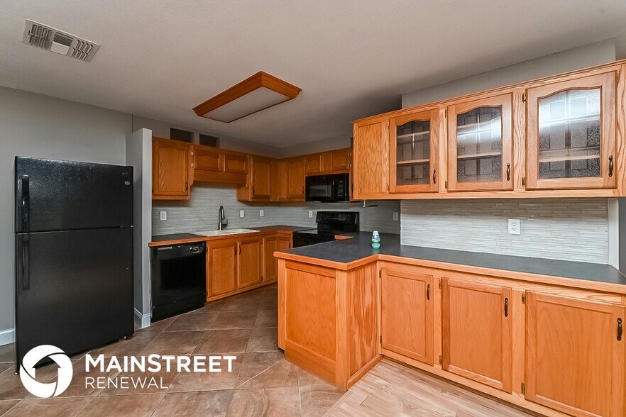 Building Photo - 6416 Chippendale Rd