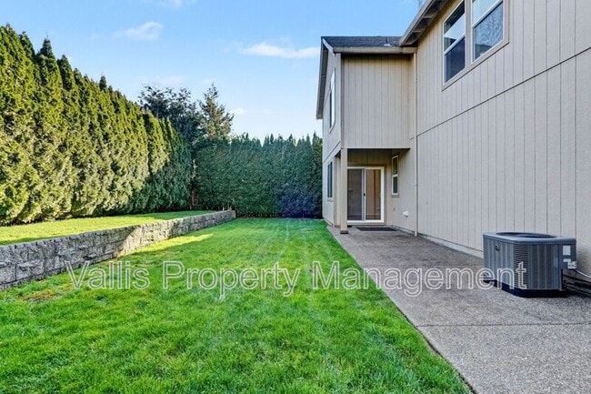 Building Photo - 4936 Evie Jean St NE