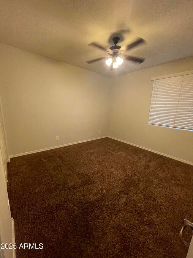 Building Photo - 3810 S Star Canyon Dr