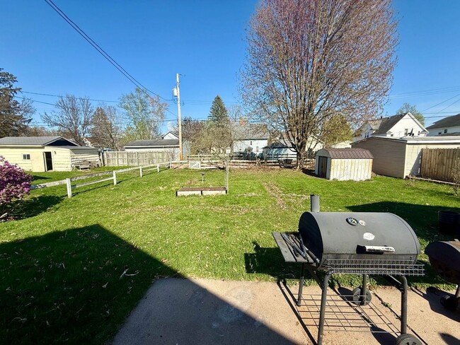 Building Photo - 3 Bed 1 Bath Single Family Home in Wausau