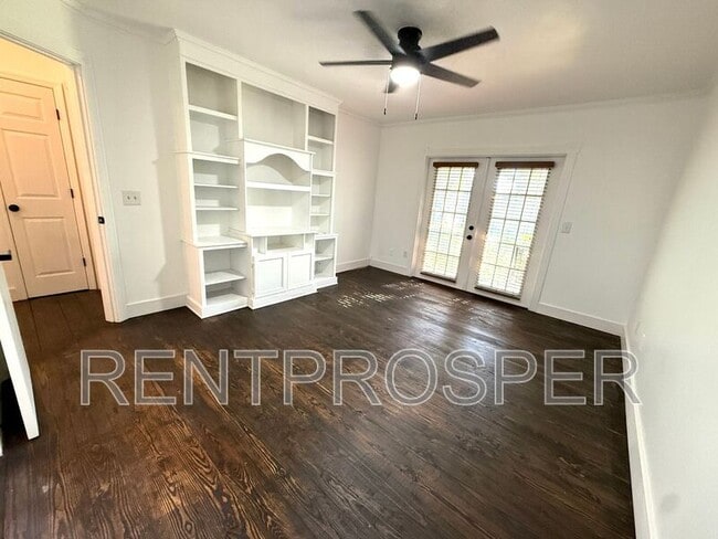 Building Photo - 3502 Exeter Ct