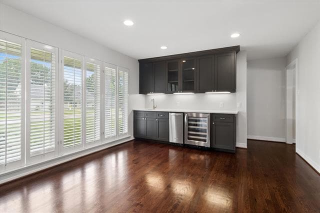 Building Photo - 10918 Wonderland Trail