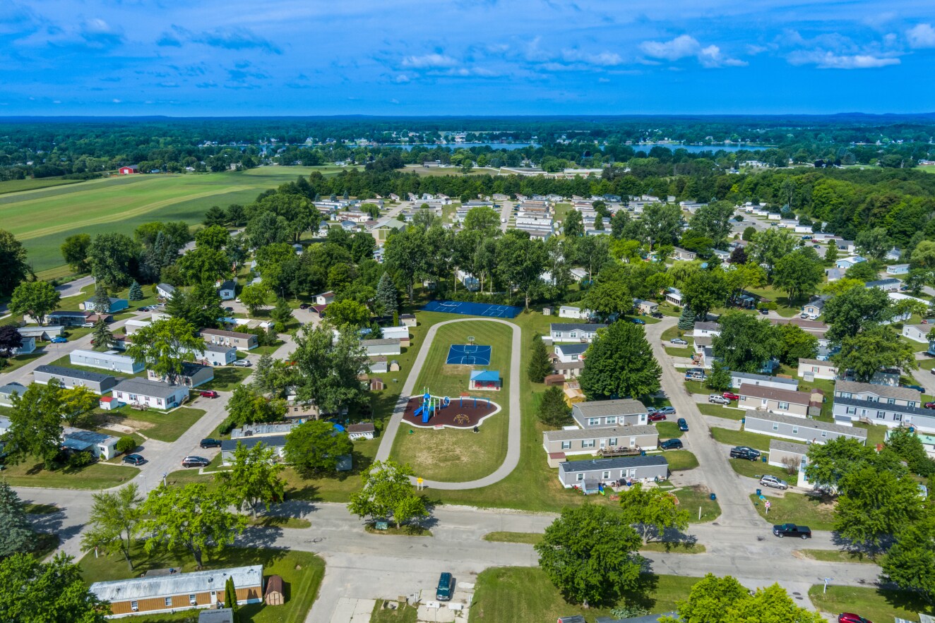 Building Photo - 4095 Geranium Ln