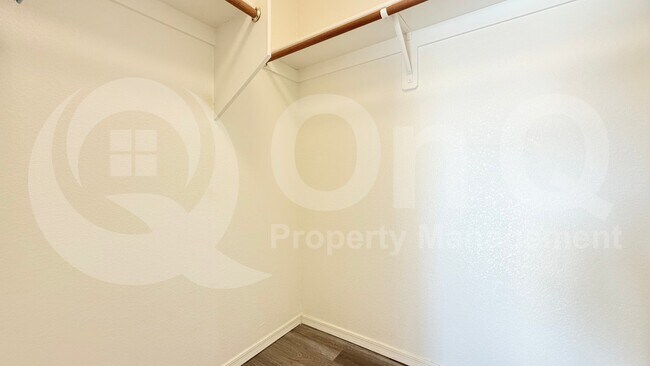 Building Photo - 3871 E Olive Ave
