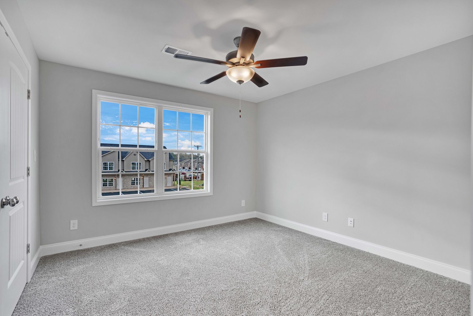 Building Photo - 541 New S Dr