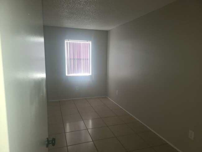 Building Photo - 1079 Patterson Ave
