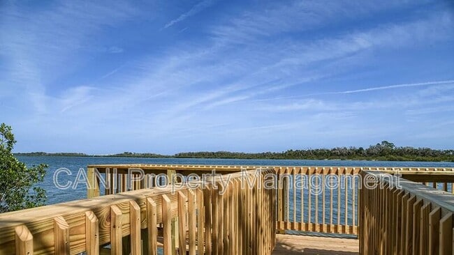 Building Photo - 212 Riverfront Wy