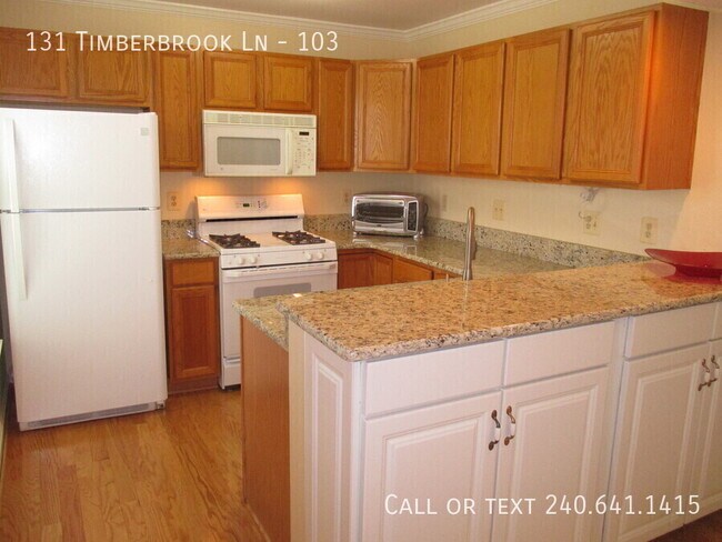 Building Photo - 131 Timberbrook Ln