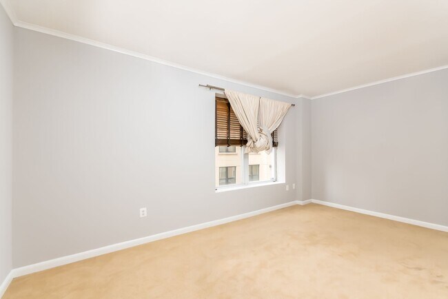 Building Photo - 1437 Rhode Island Ave NW