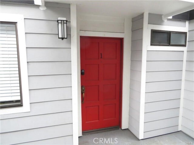 Building Photo - 12415 Riverside Dr