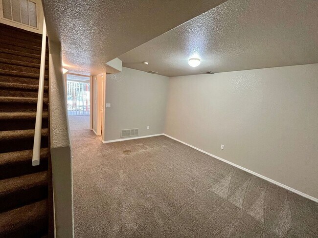 Building Photo - 7877-7895 Antelope Valley Point