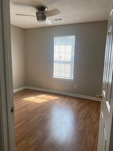 Building Photo - 118 Brandonshire Ln