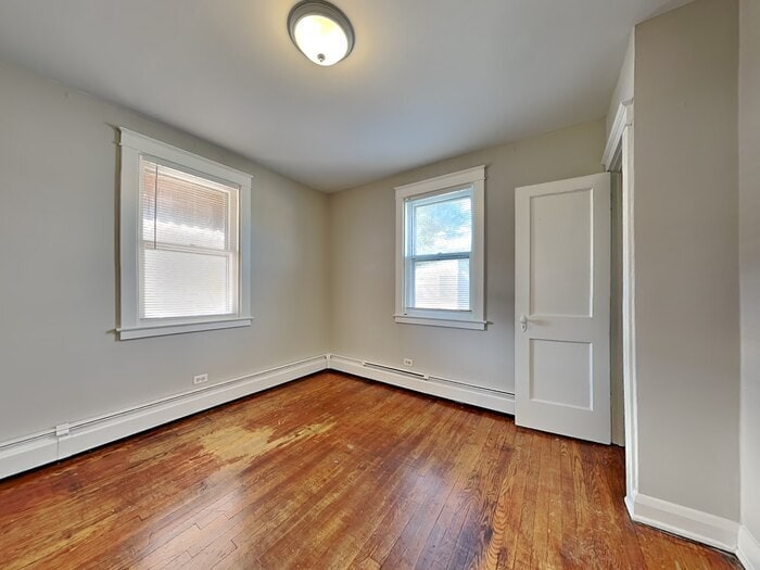 Building Photo - 7402 School Ave