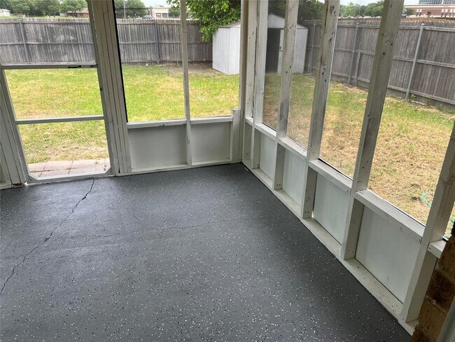 Building Photo - 507 Hilltop Ln