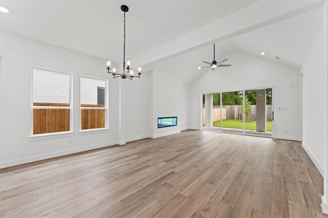 Building Photo - 8218 Sherman Pk Trl