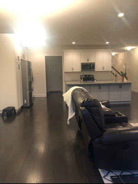 Building Photo - 314 Ridgewood Dr