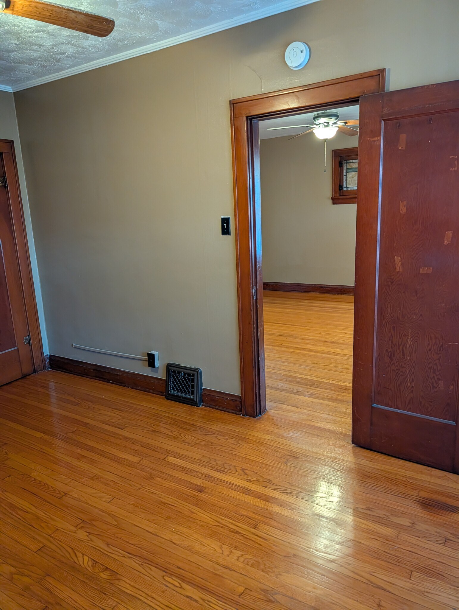 bedroom - 6311 Garesche Ave