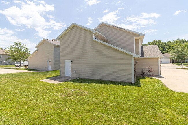Building Photo - 1507 Bodie Dr