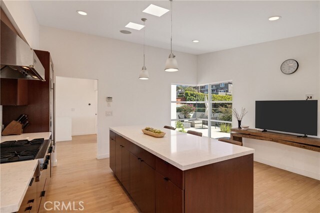 Building Photo - 409 C. Mayor