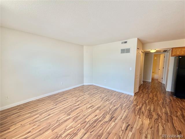 Building Photo - 1631 S Deframe St