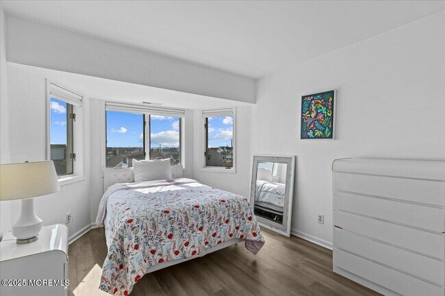 Building Photo - 30 Dune Terrace