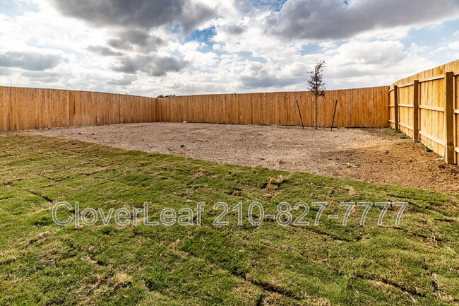 Building Photo - 3829 Low Tide