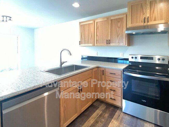 Building Photo - 1786 S 9th St
