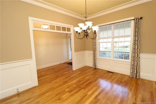 Building Photo - 7124 Blue Juniper Ct