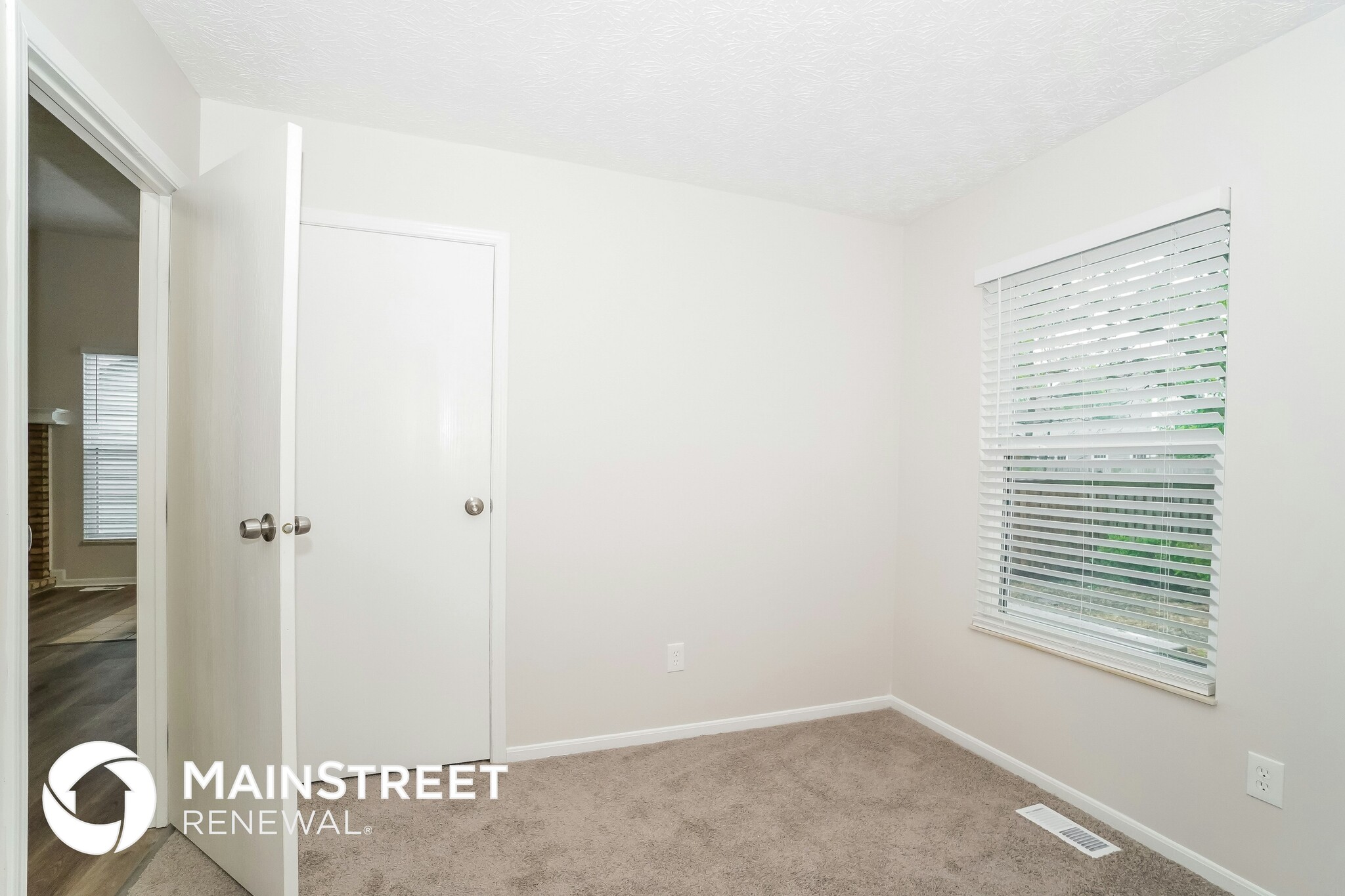 Building Photo - 7618 Kittansett Ln