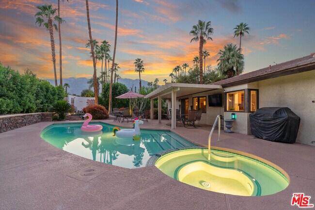Building Photo - 3599 El Gaucho Cir E
