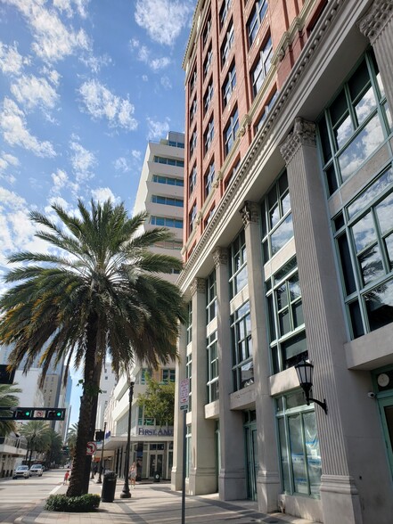 Building Photo - 101 E Flagler St