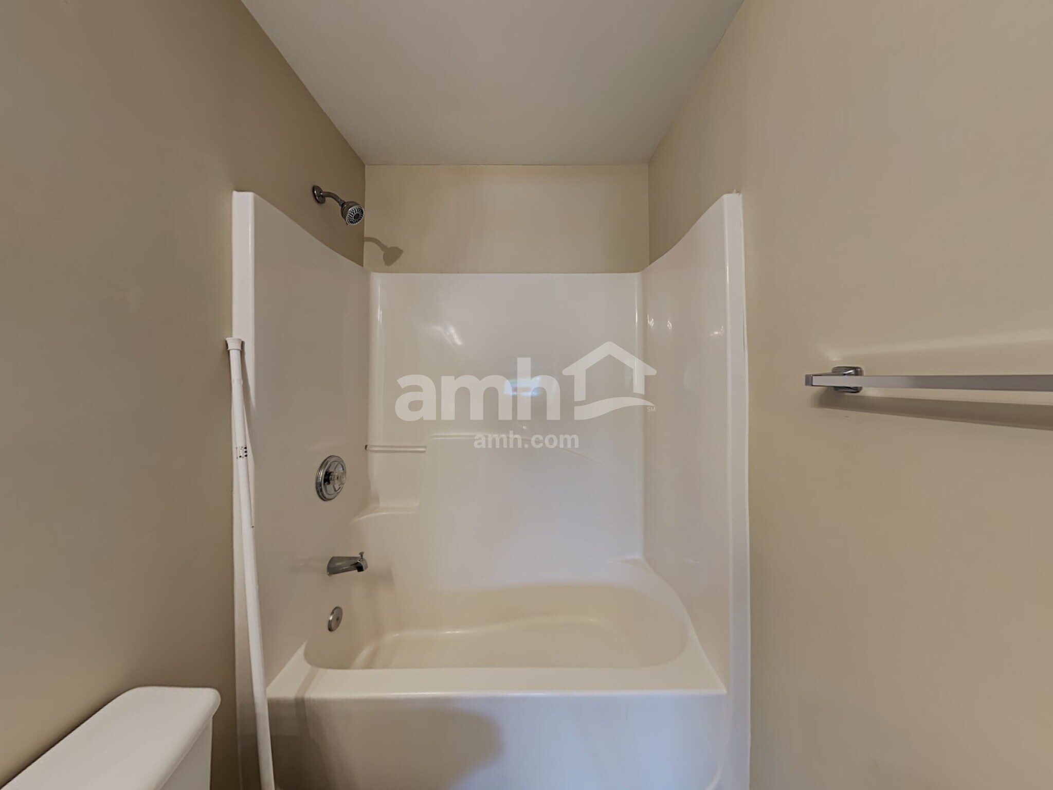 Building Photo - 2342 Crimson Creek Ln