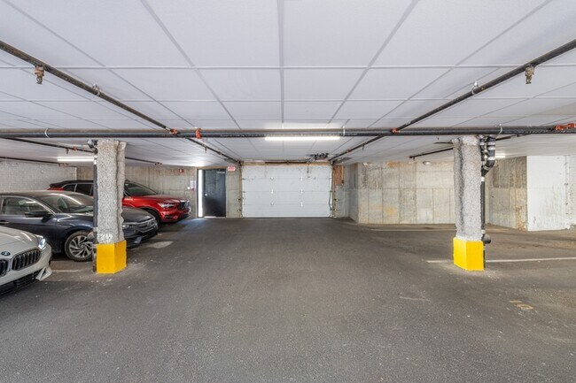 Building Photo - 1405 Frankford Ave