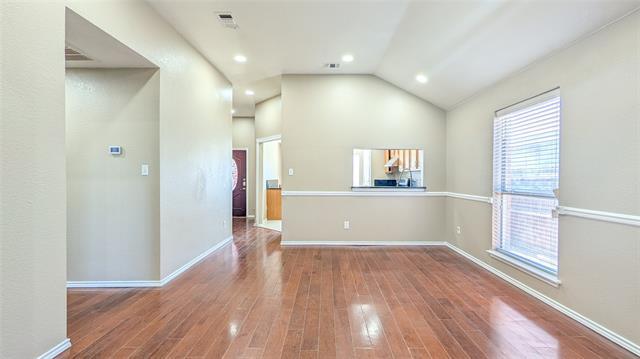Building Photo - 5718 Creekridge Dr