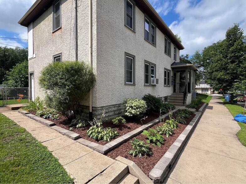 Updated Landscaping - 2209 E 33rd St