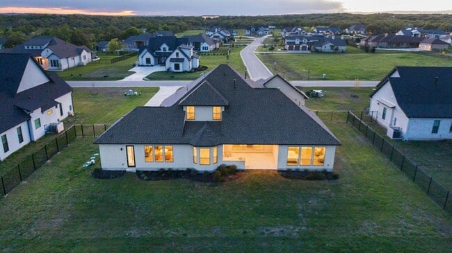 Building Photo - 227 Dally Ct