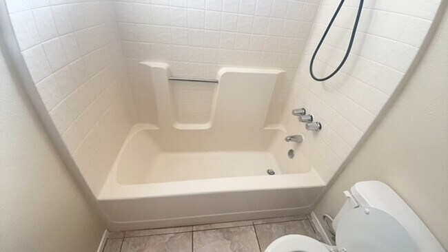 Building Photo - Rancho Las Palmas