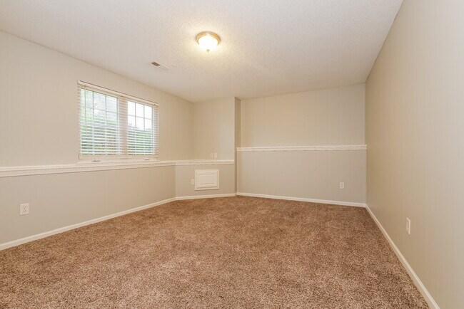 Building Photo - 515 Hibiscus Dr