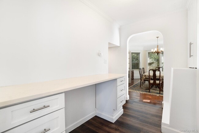 Building Photo - 134 Old Mamaroneck Rd