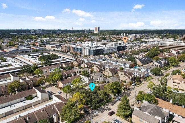 Building Photo - 1928 Augusta Dr