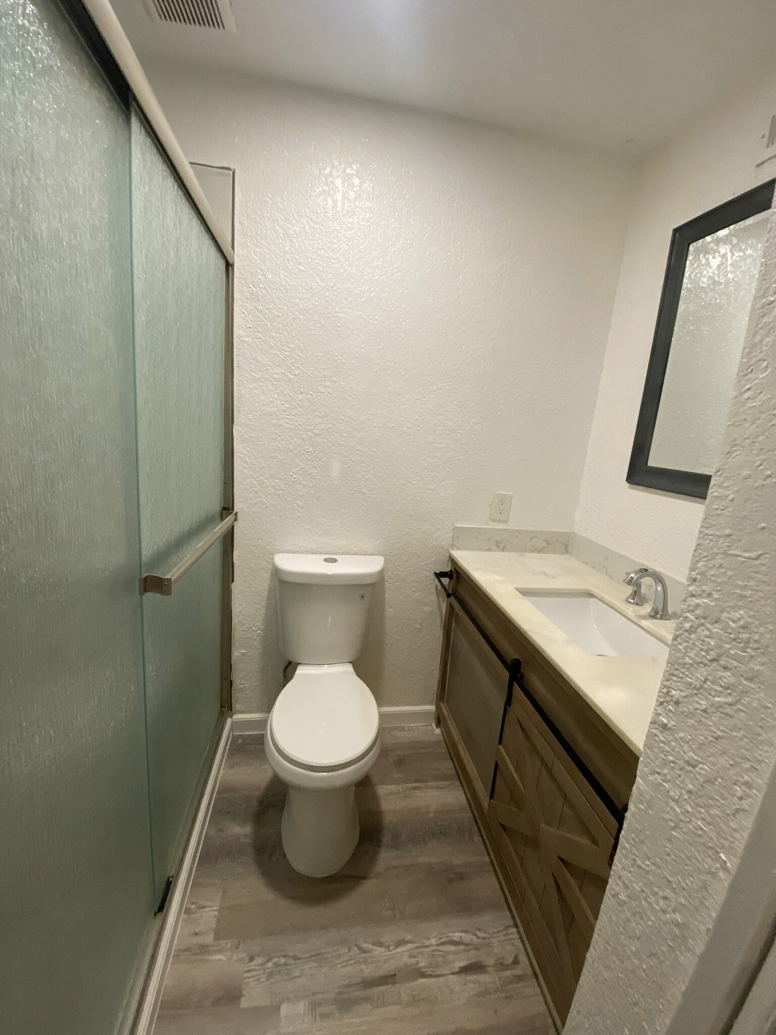 Building Photo - 7901 Montgomery Ave