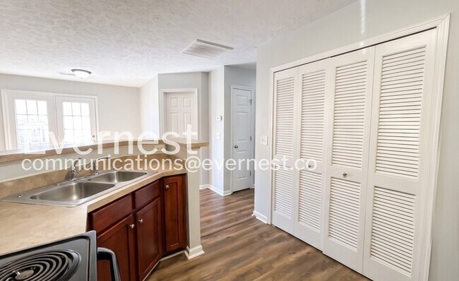 Building Photo - 3172 Penn Meade Way