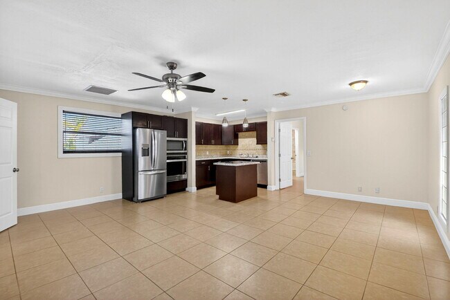 Building Photo - 18 Crossings Cir