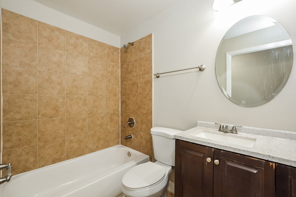 Building Photo - 3254 Erskine Dr