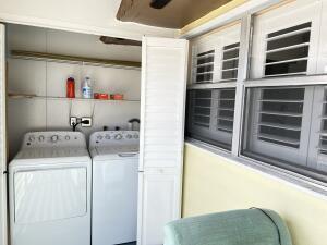 Building Photo - 133 Saxony Trail