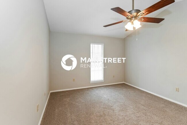 Building Photo - 3 Bedroom Pet-Friendly Home in Olive Branch, MS with Main Street Renewal