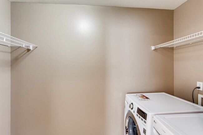 Building Photo - 16940 SW Kattegat Dr