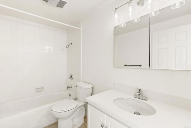 Building Photo - 219 Via Osuna