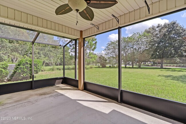 Building Photo - 608 Birchbark Trail